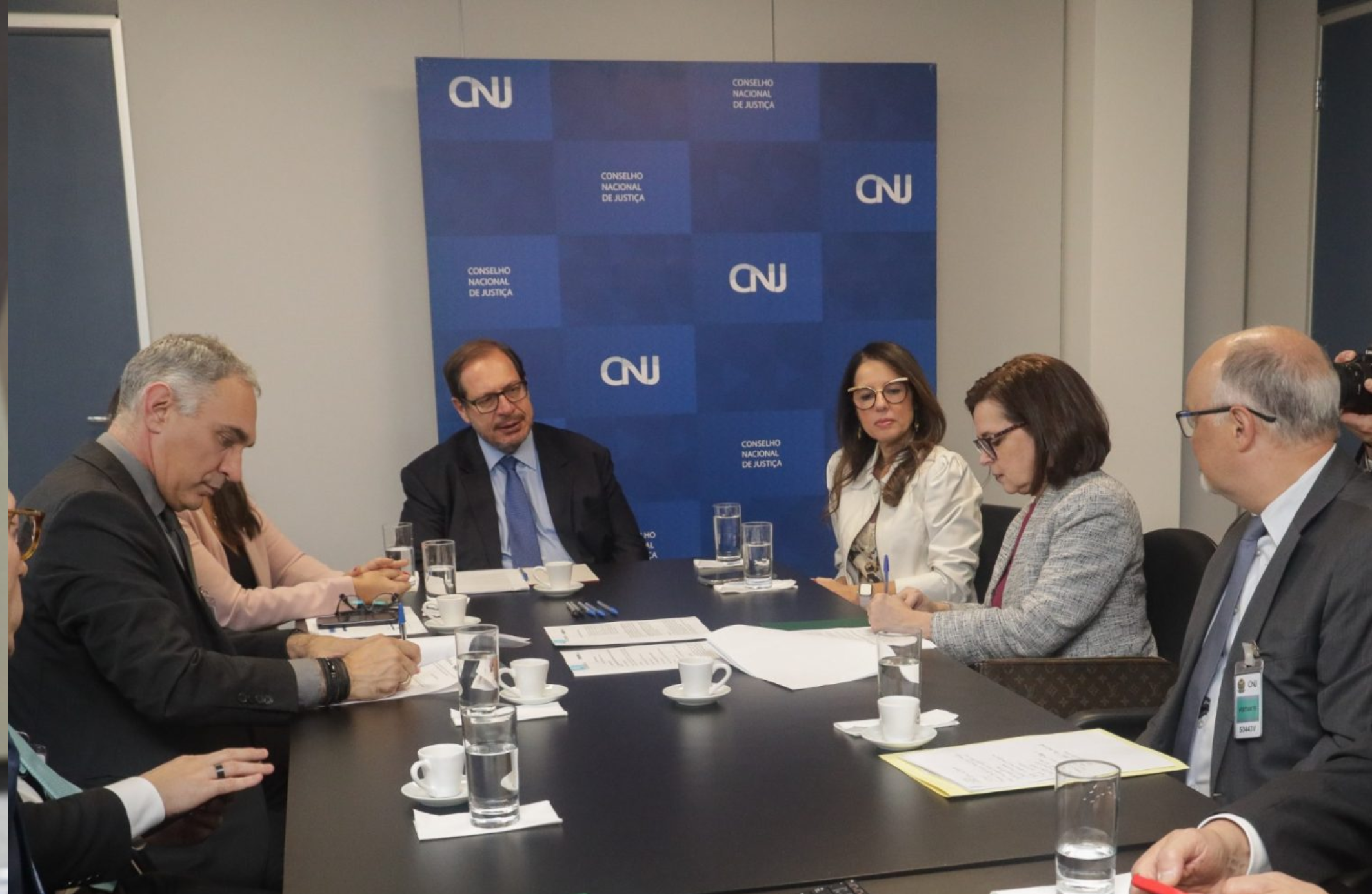 Registro civis serão disponibilizados eletronicamente para atender brasileiros que moram fora do país